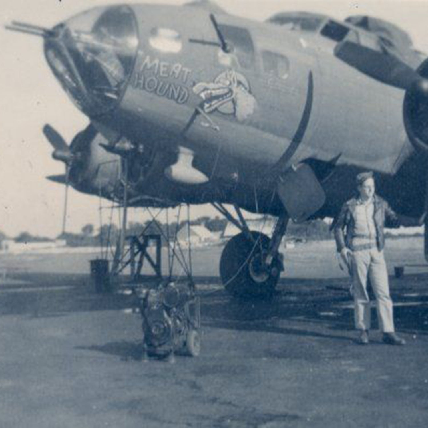 B-17 "Meat Hound" Inspired 20oz (590ml) Stainless Steel Tumbler - I Love a Hangar