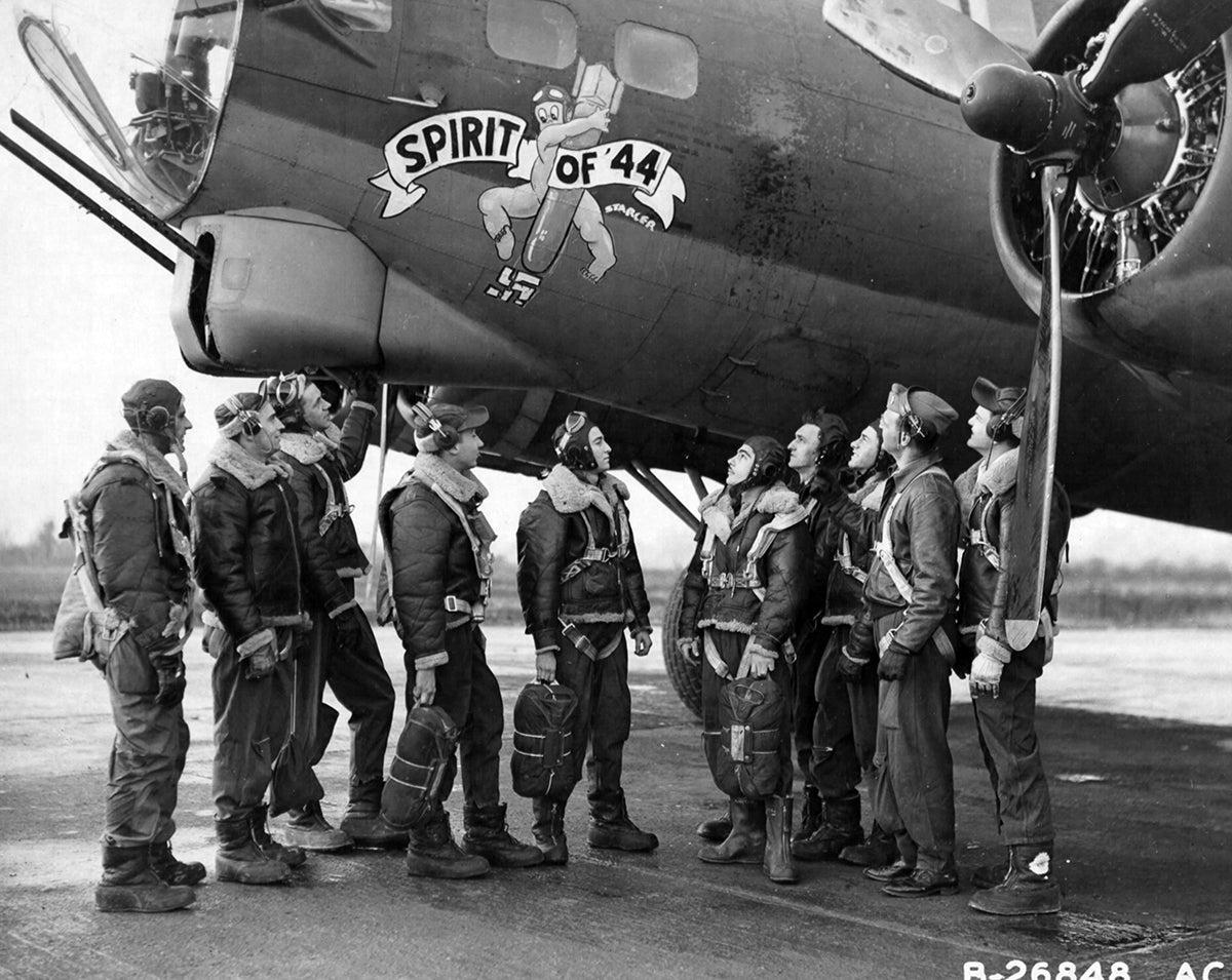 B-17 "Spirit of '44" Tumbler, 32oz (950ml) - I Love a Hangar