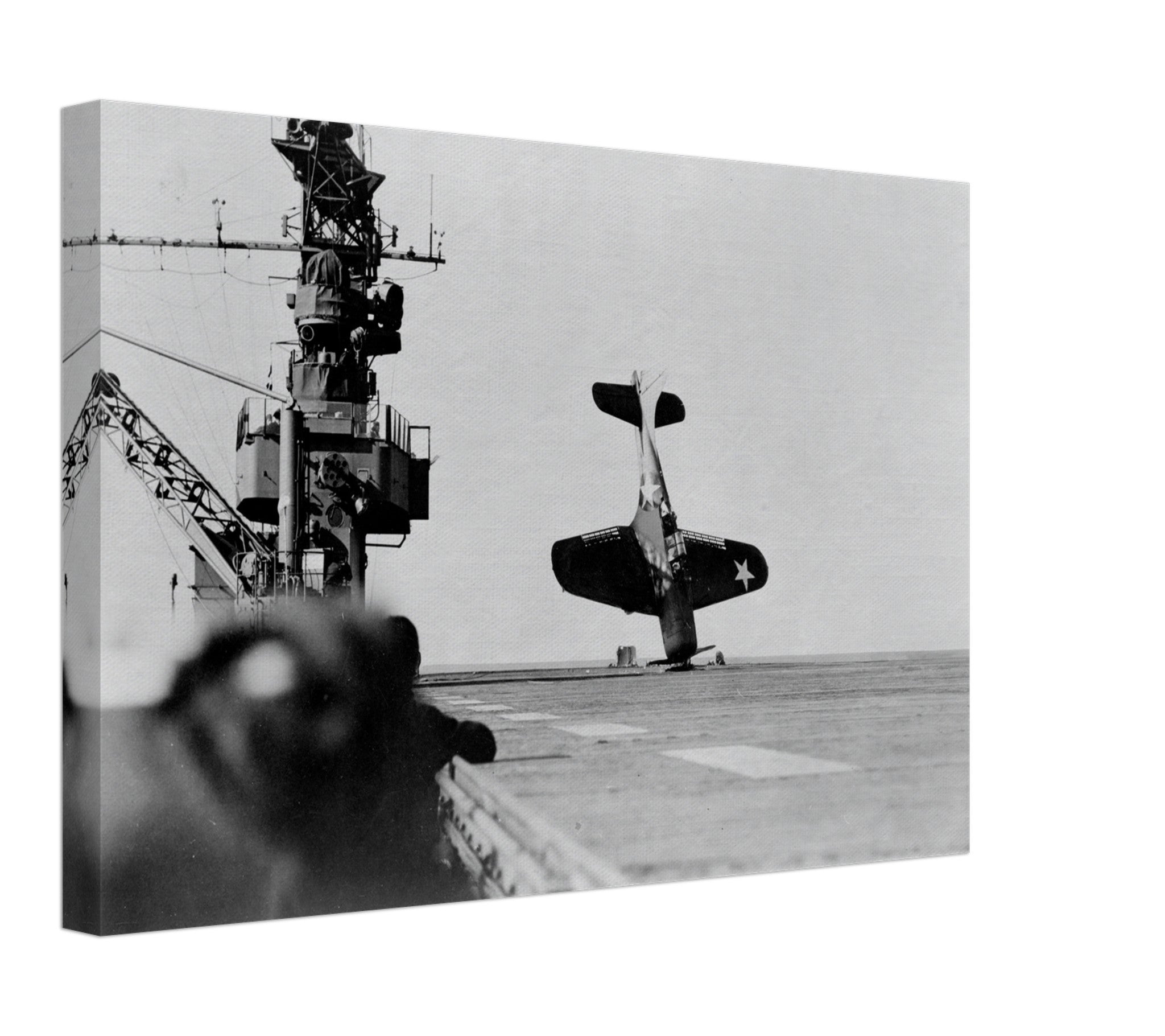 Douglas SBD Landing Accident - I Love a Hangar