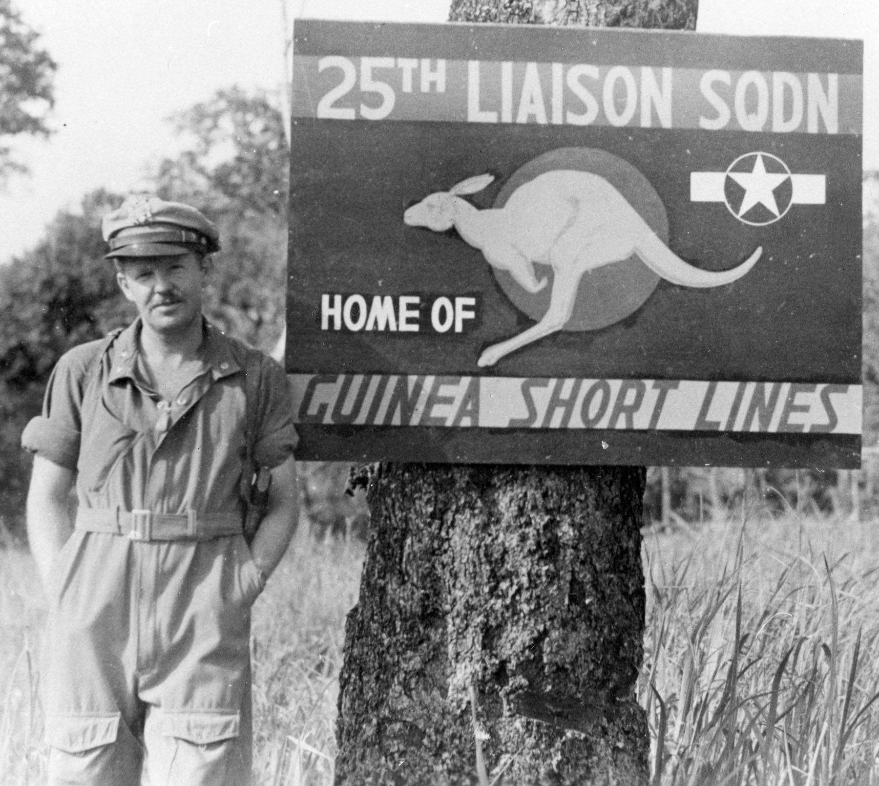25th Liaison Squadron (Guinea Short Lines) Flag - I Love a Hangar