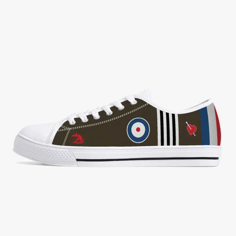 Sopwith Camel of Major William Barker Low Top Canvas Shoes - I Love a Hangar