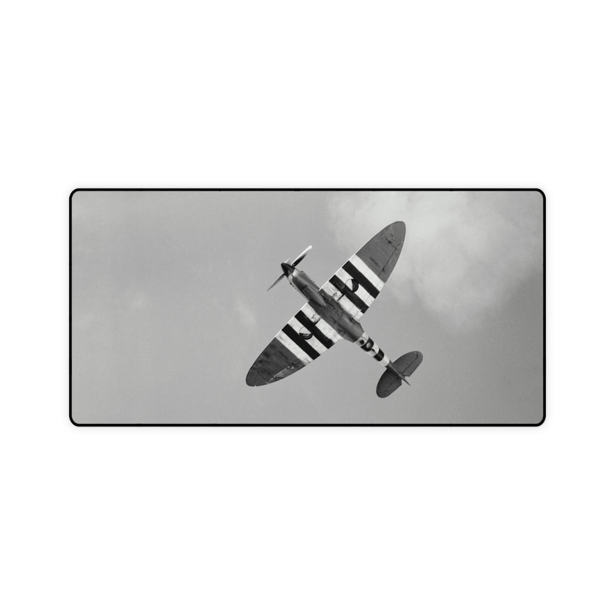 Spitfire PR of No. 541 Squadron RAF Desk Mat - I Love a Hangar