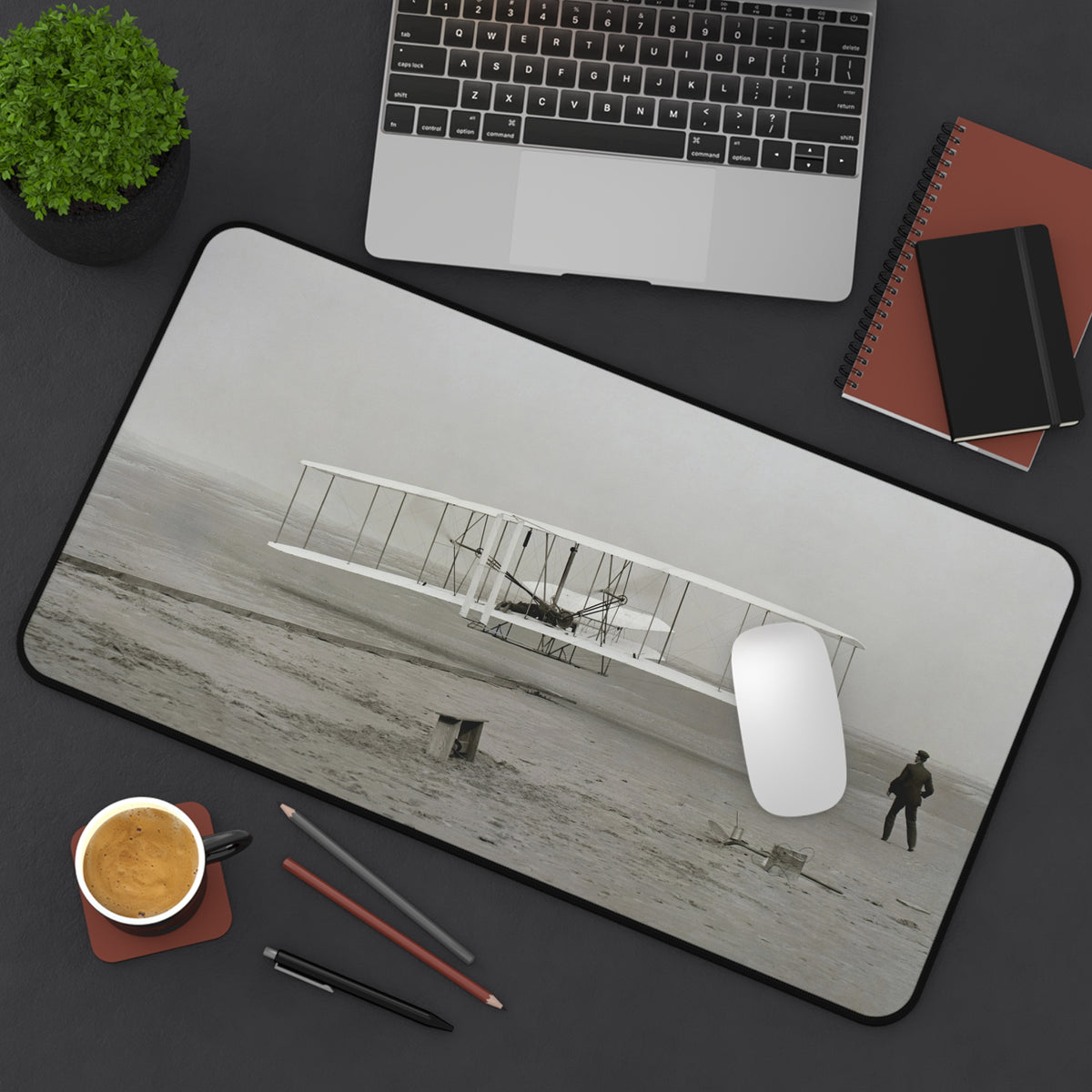 Wright Brothers Desk Mat - I Love a Hangar