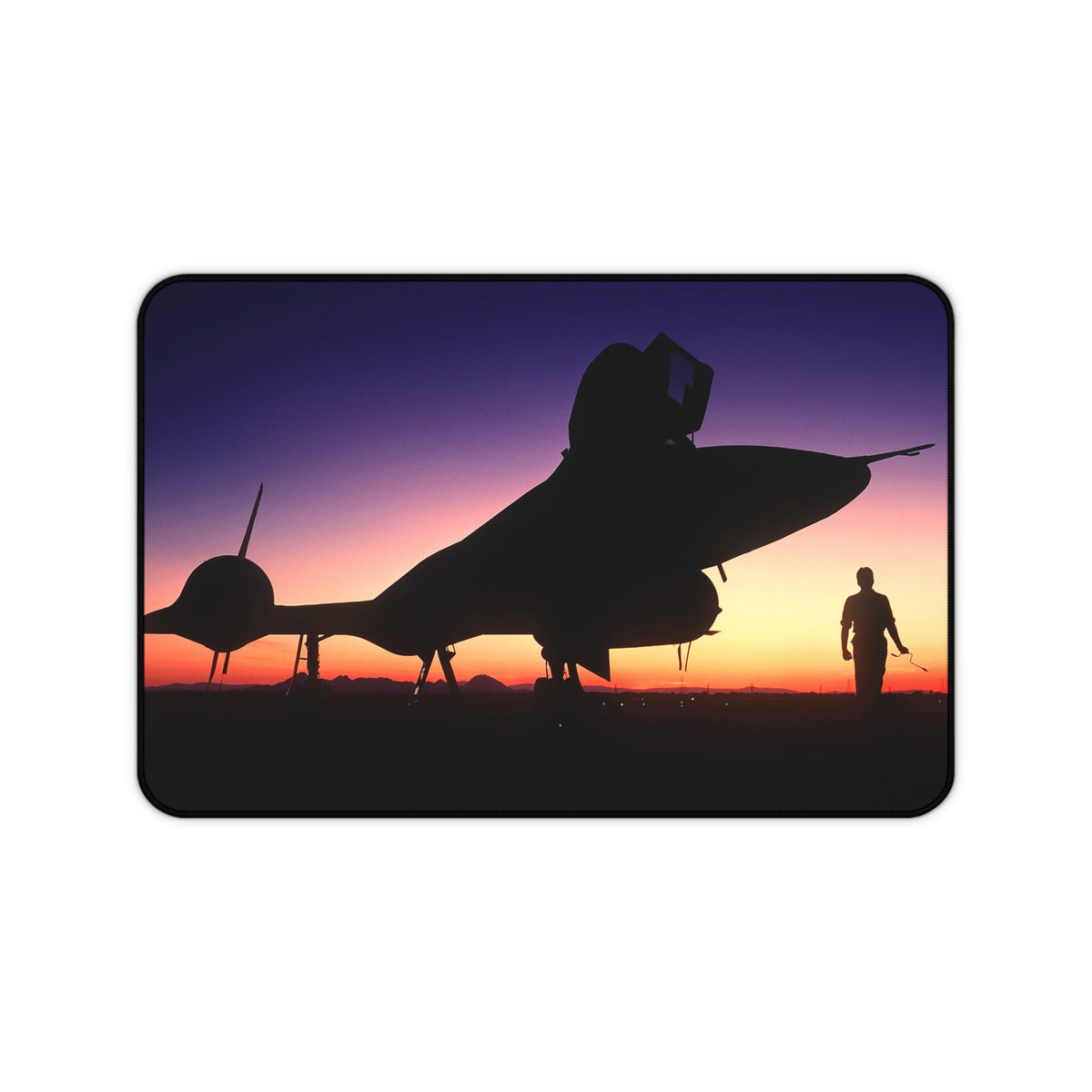 SR-71 "Blackbird" Sunset Desk Mat - I Love a Hangar