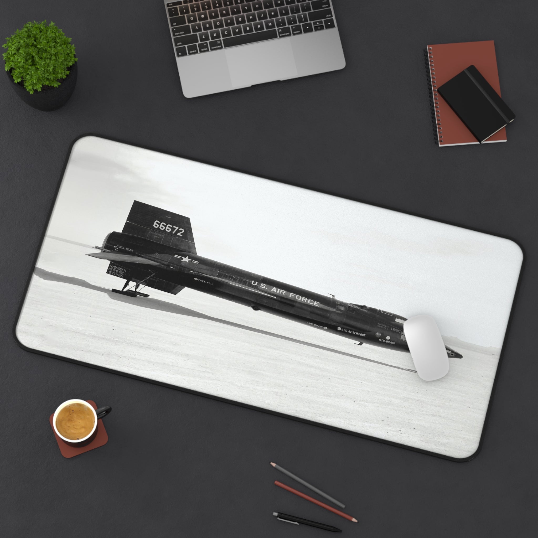 X-15 Desk Mat - I Love a Hangar