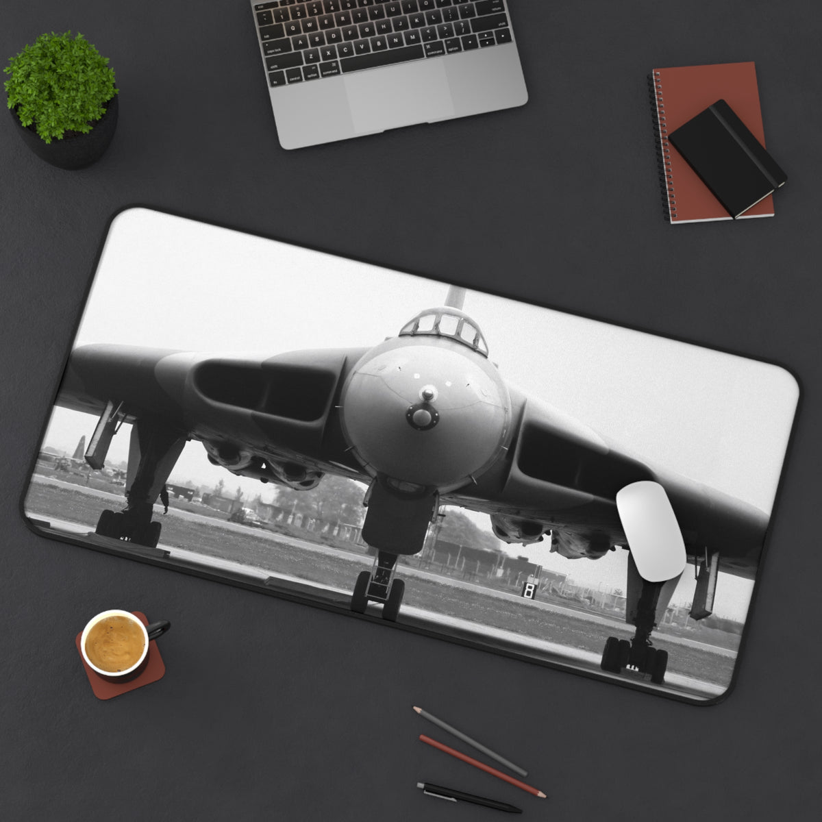 Vulcan Desk Mat - I Love a Hangar