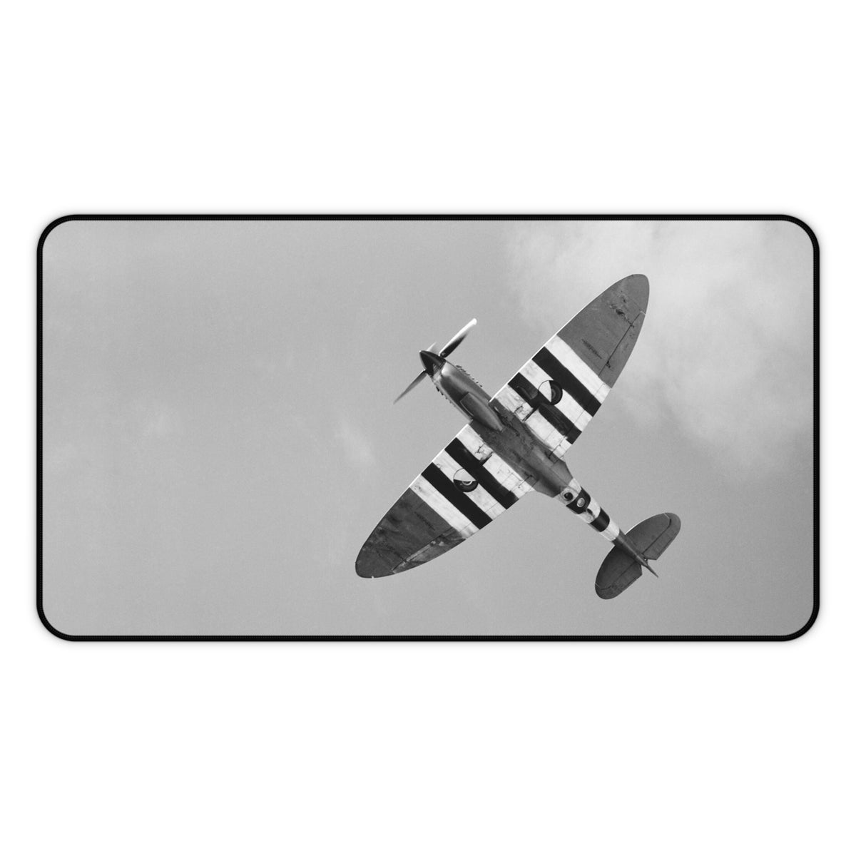 Spitfire PR Mk XI of No. 541 Squadron RAF Desk Mat - I Love a Hangar