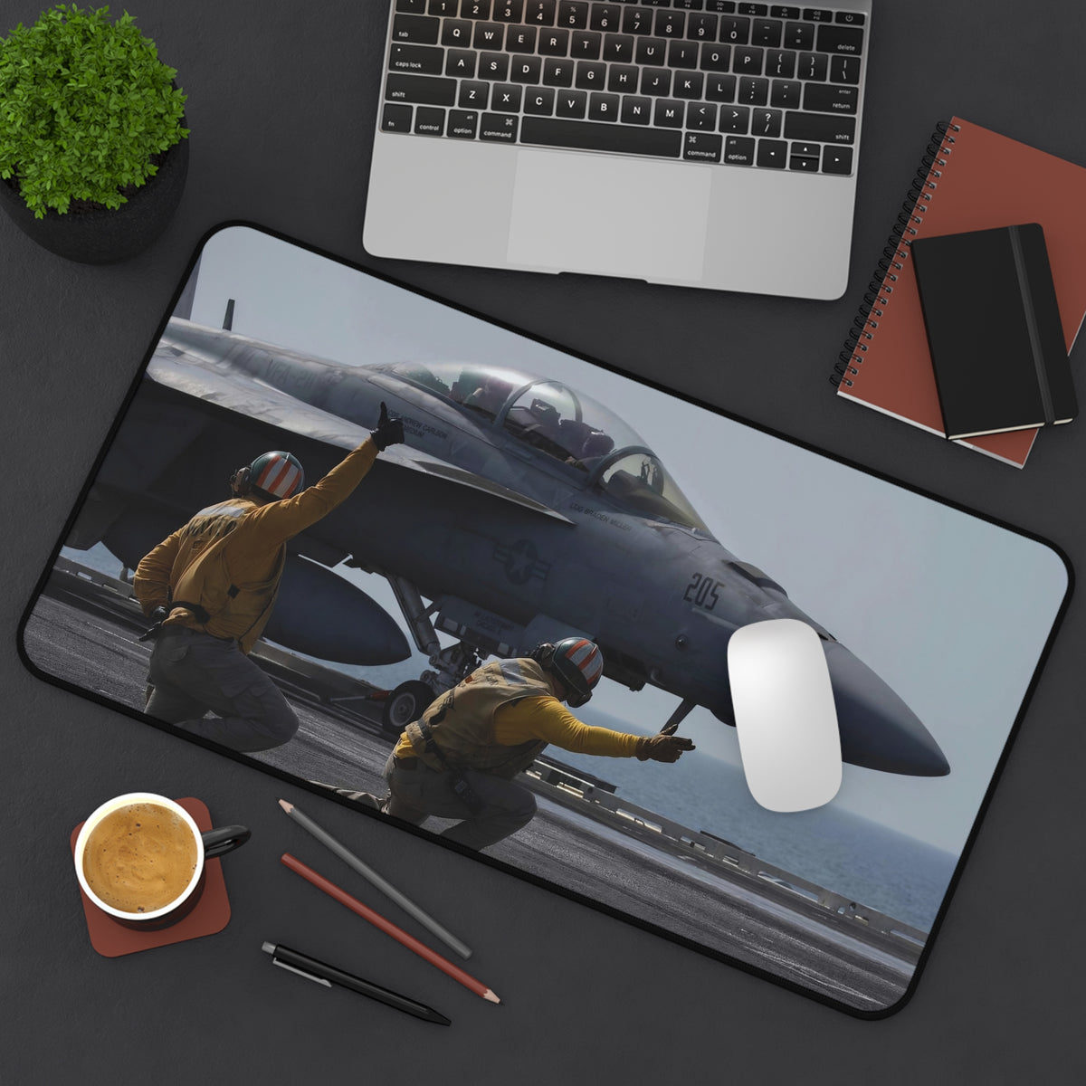 F/A-18 Super Hornet Launching Desk Mat - I Love a Hangar