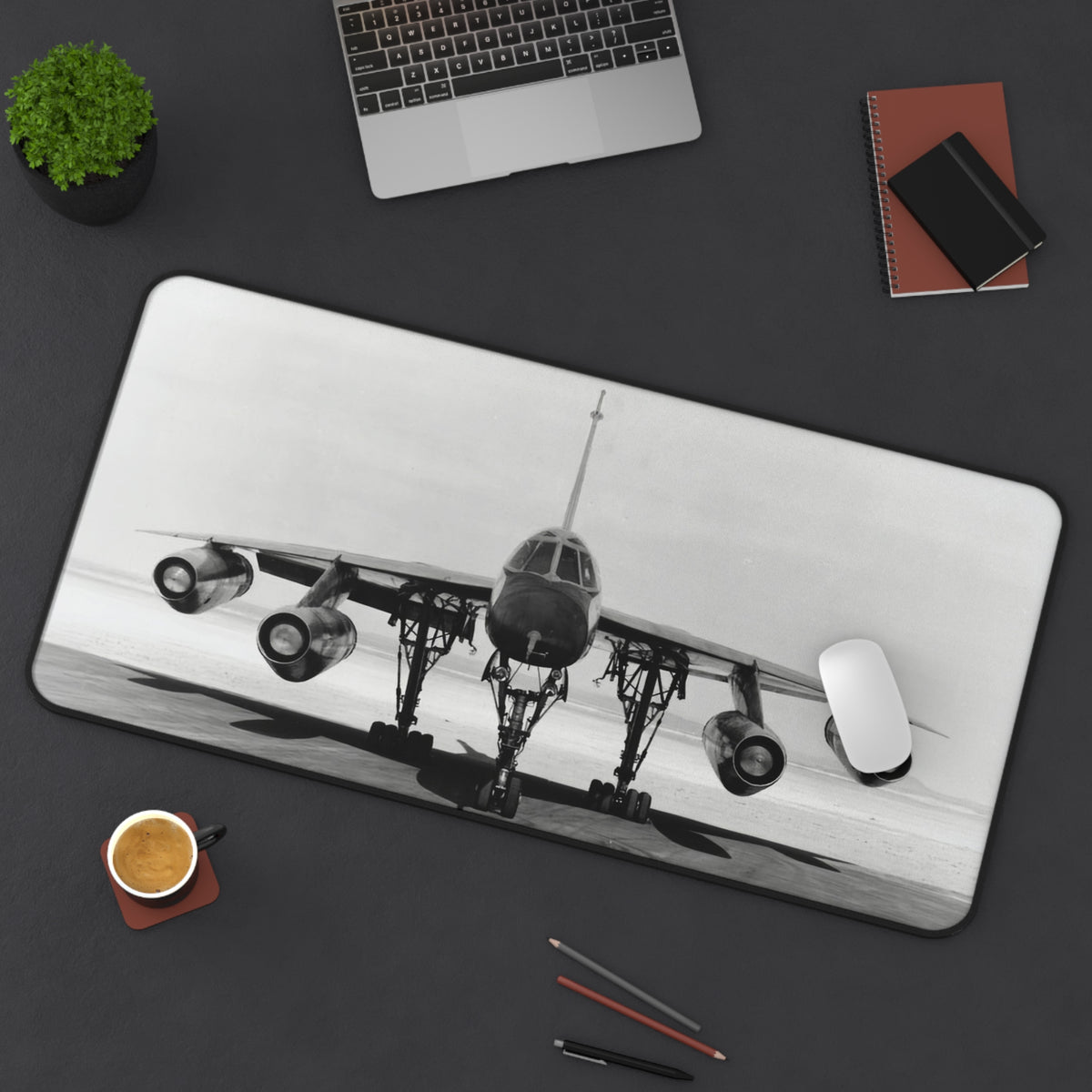 B-58 "Hustler" Desk Mat - I Love a Hangar
