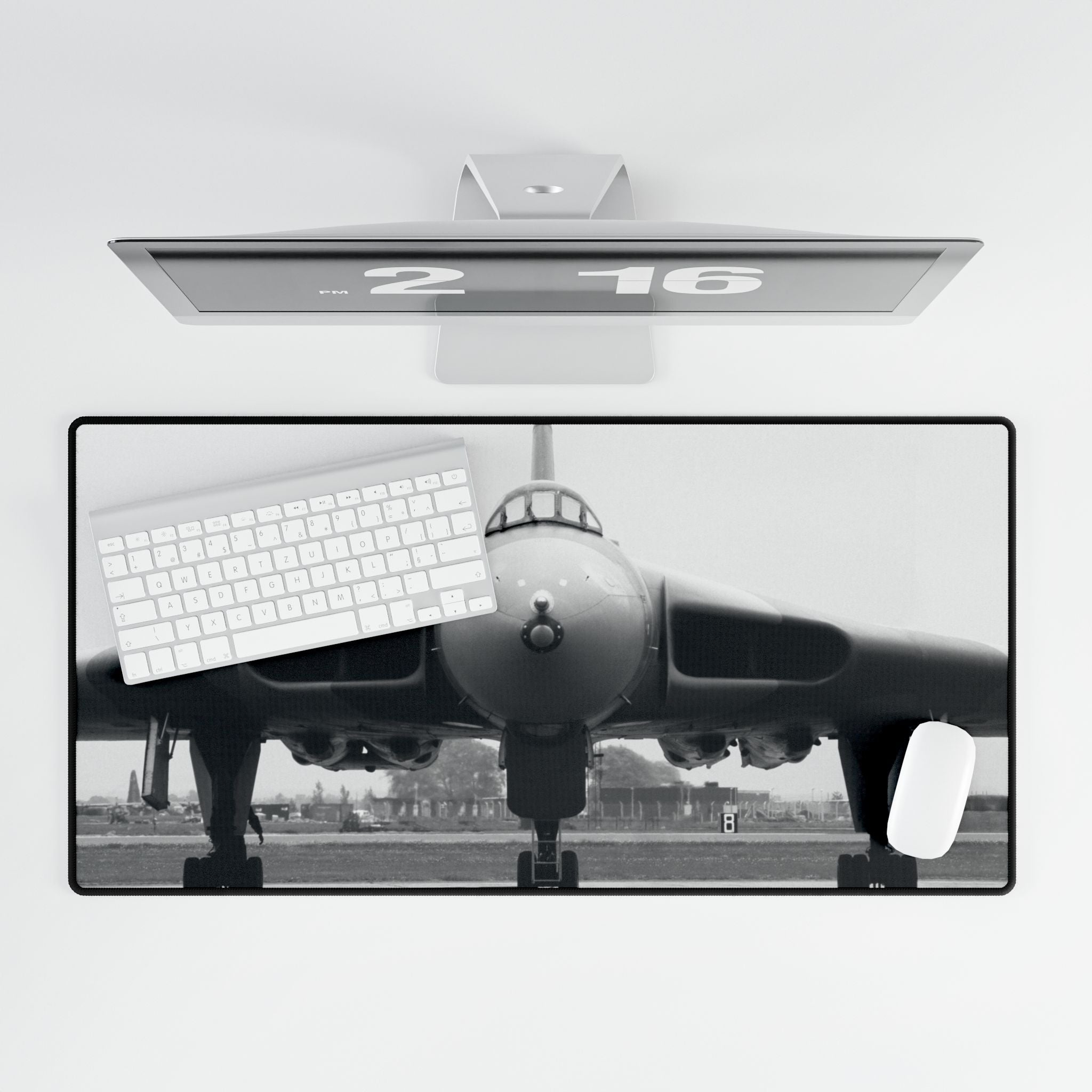 Vulcan Desk Mat - I Love a Hangar