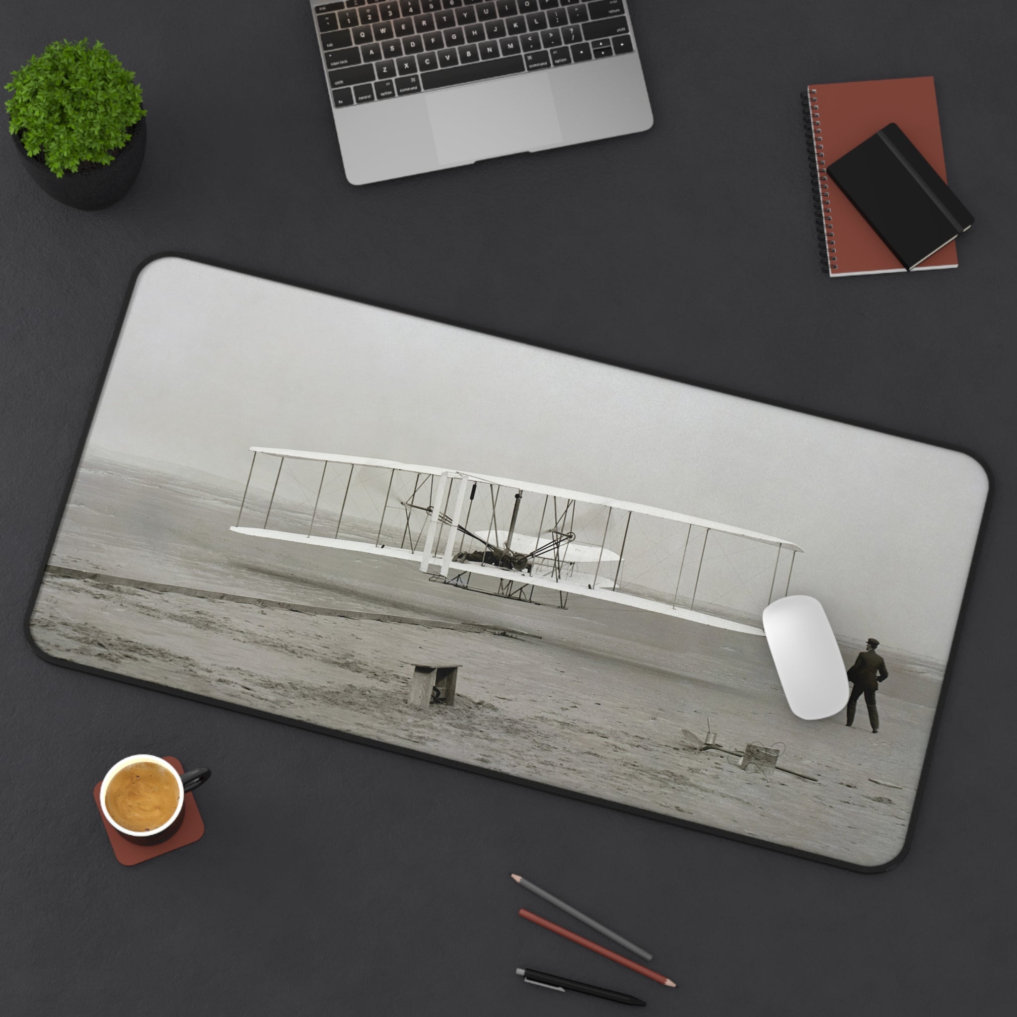 Wright Brothers Desk Mat - I Love a Hangar