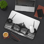 SR-71 Blackbird Desk Mat - I Love a Hangar