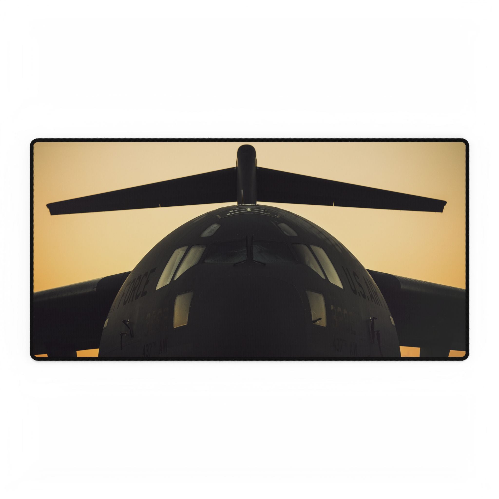 C-17 Globemaster Desk Mat - I Love a Hangar