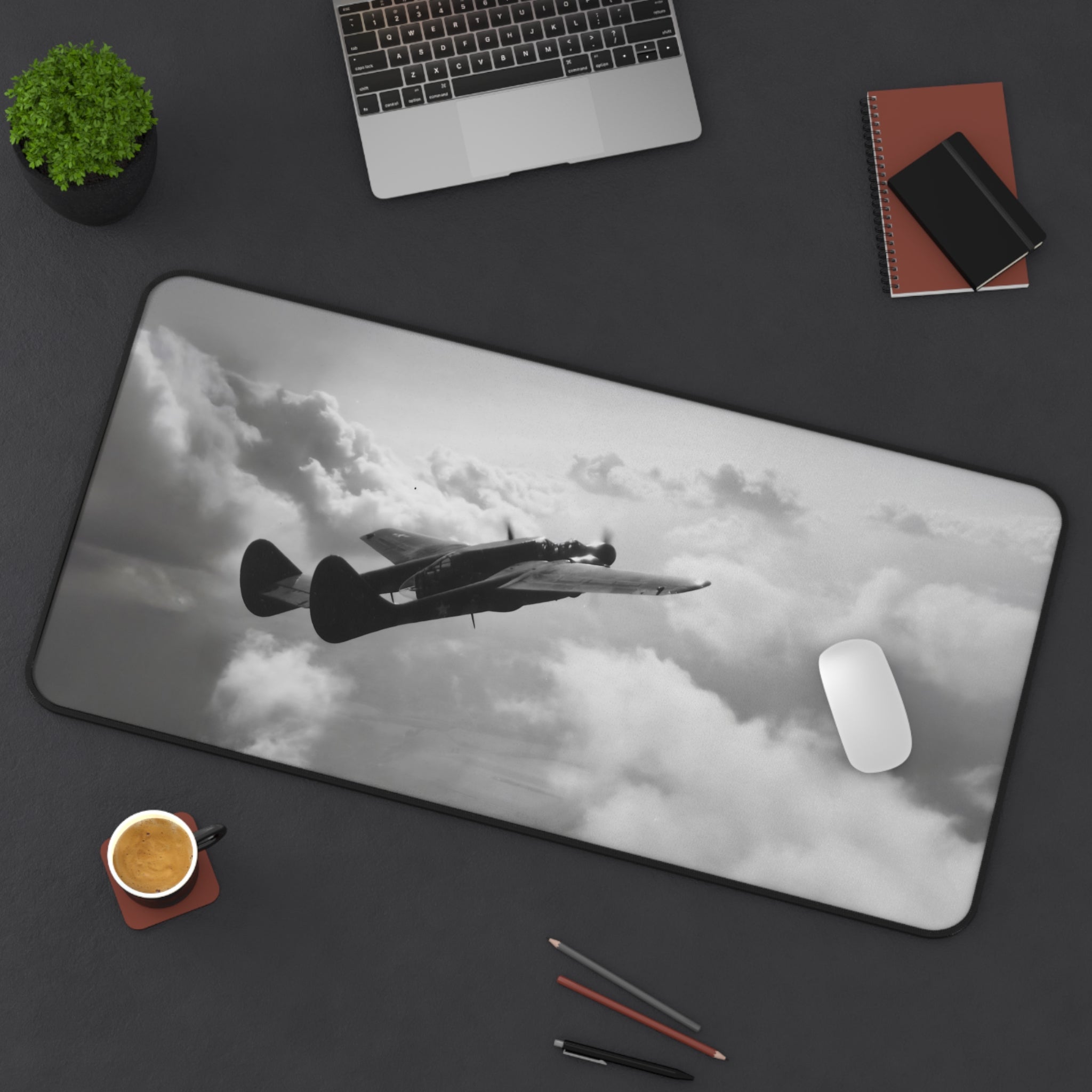 P-61 Black Widow Desk Mat - I Love a Hangar