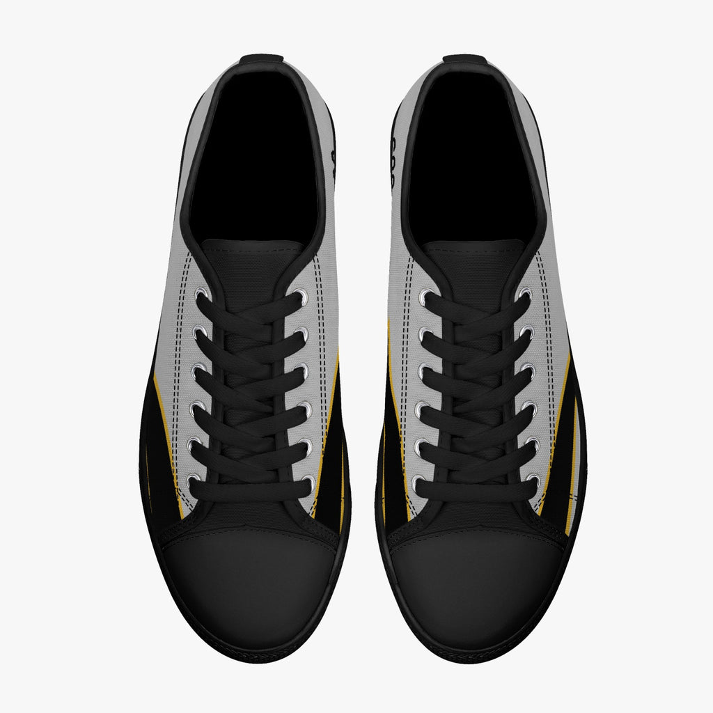 P-51 of Lt Col Edward McComas Low Top Canvas Shoes - I Love a Hangar