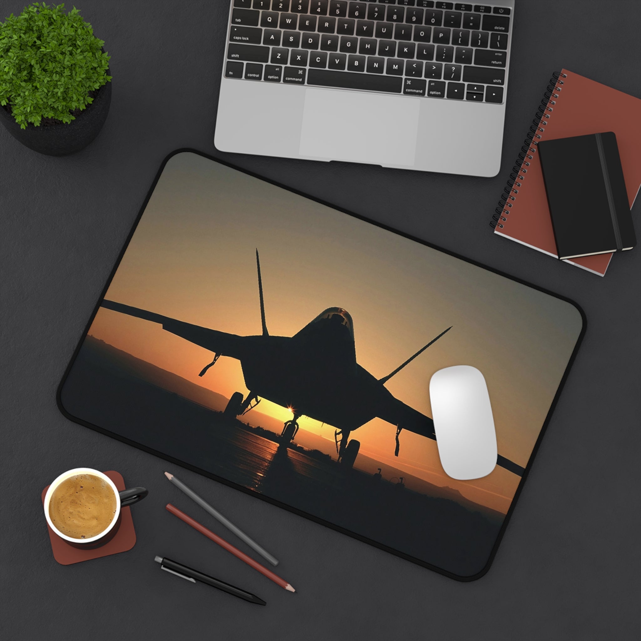 F-22 Raptor Desk Mat - I Love a Hangar