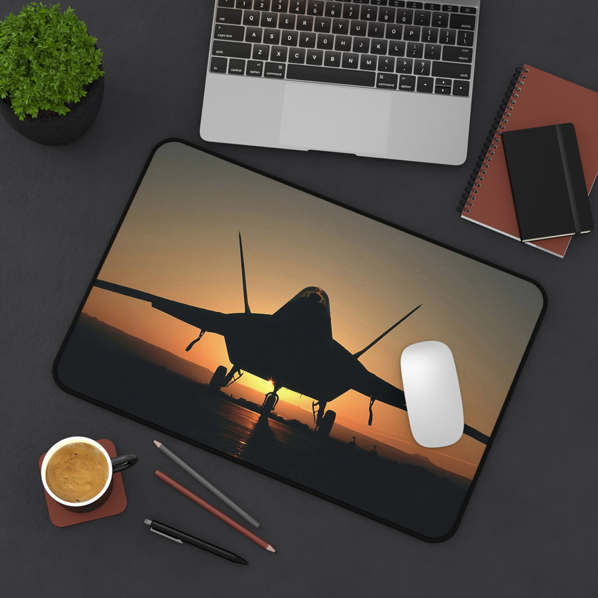 F-22 Raptor Desk Mat - I Love a Hangar