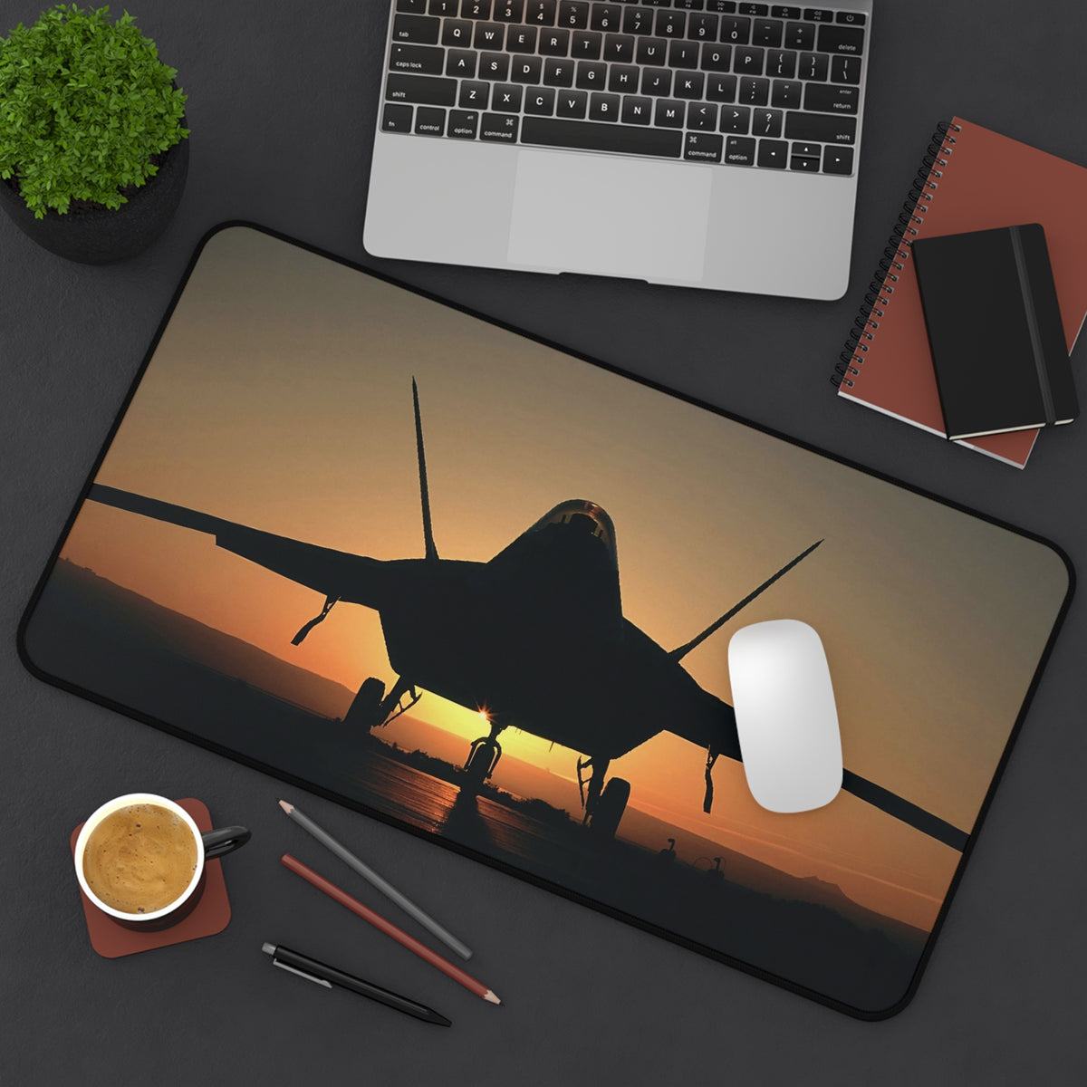 F-22 Raptor Desk Mat - I Love a Hangar