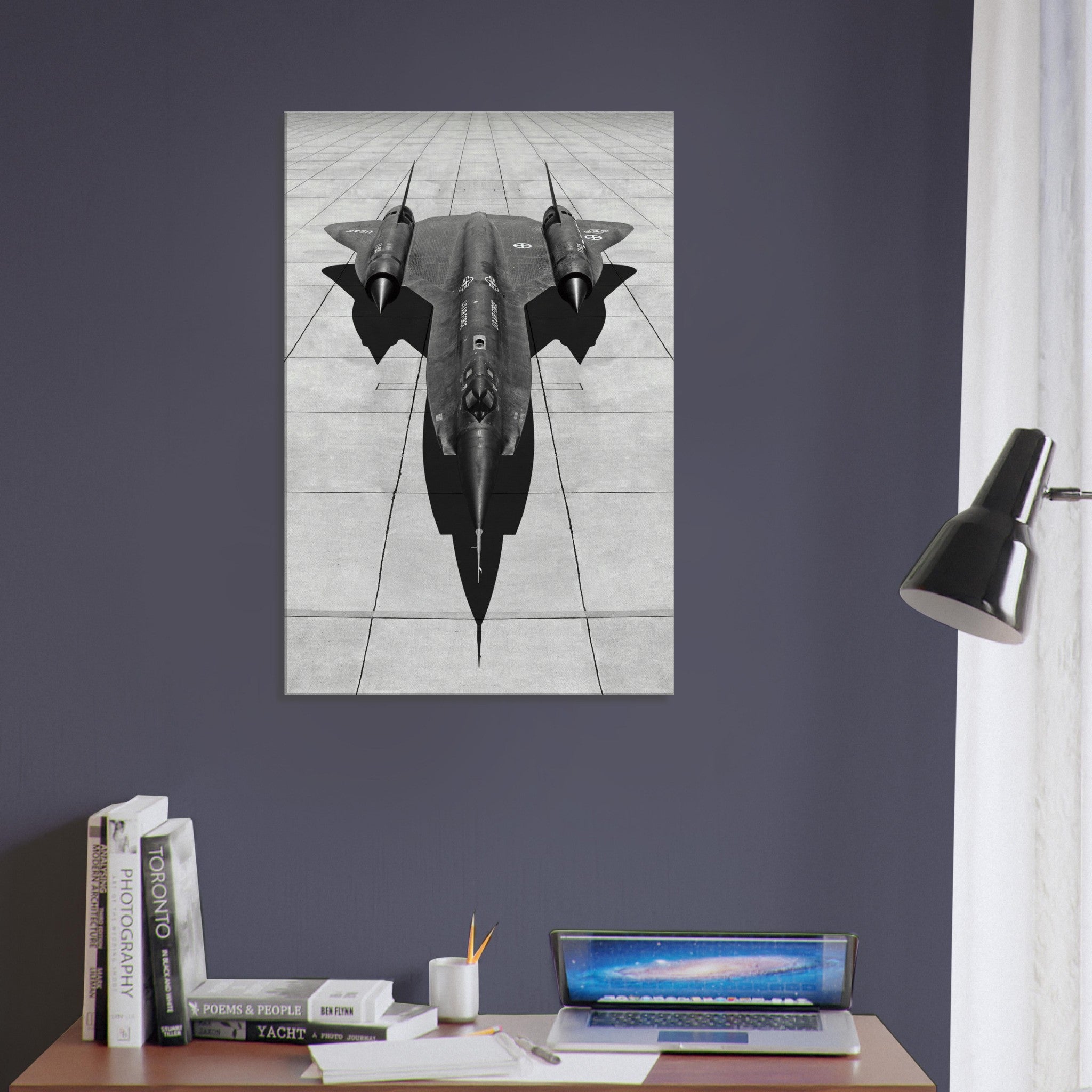 SR-71 "Blackbird" on Canvas - I Love a Hangar