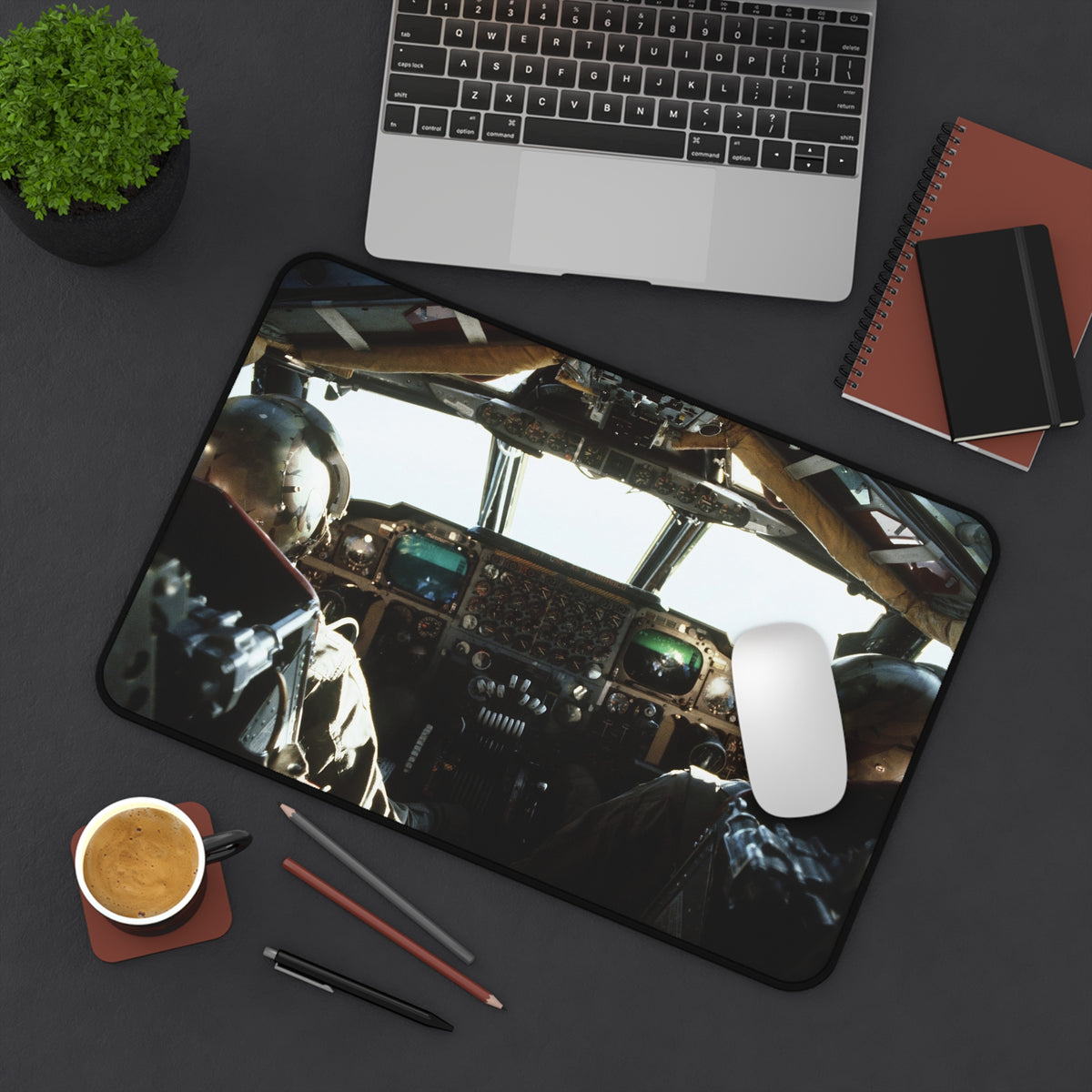B-52 Stratofortress Cockpit Desk Mat - I Love a Hangar
