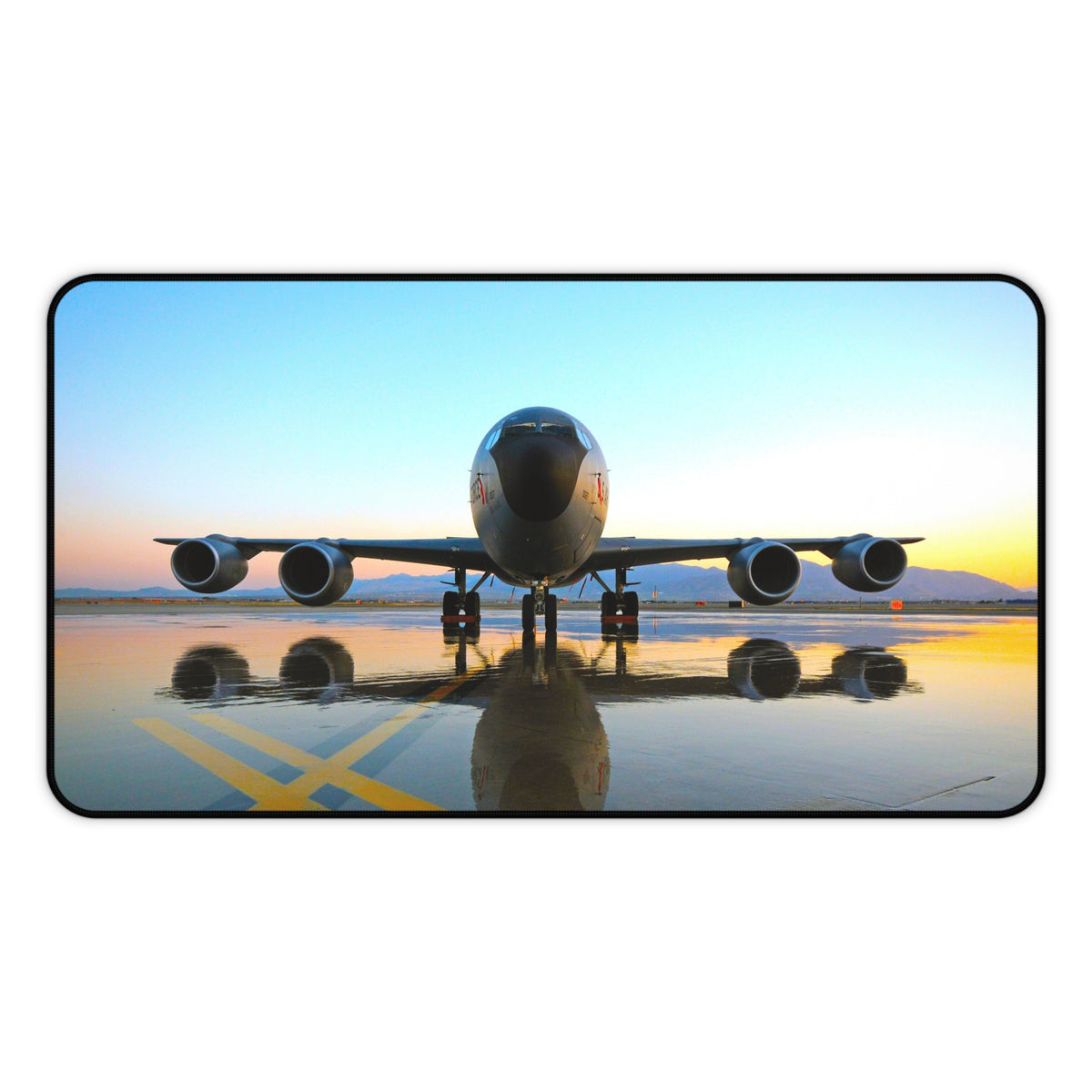 KC-135 Stratotanker Desk Mat - I Love a Hangar