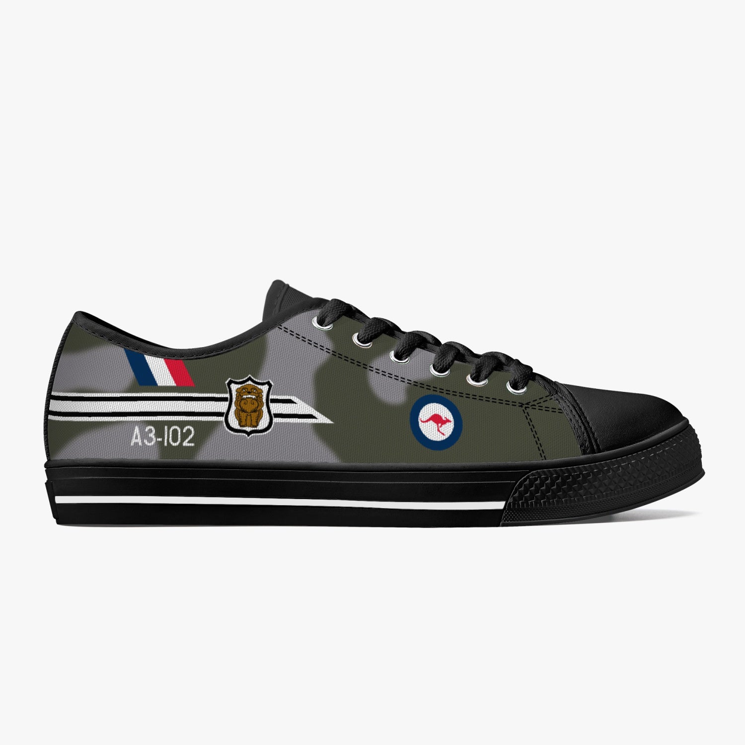 Mirage IIIO "Daphne De Dual" (A3-102) Low Top Canvas Shoes