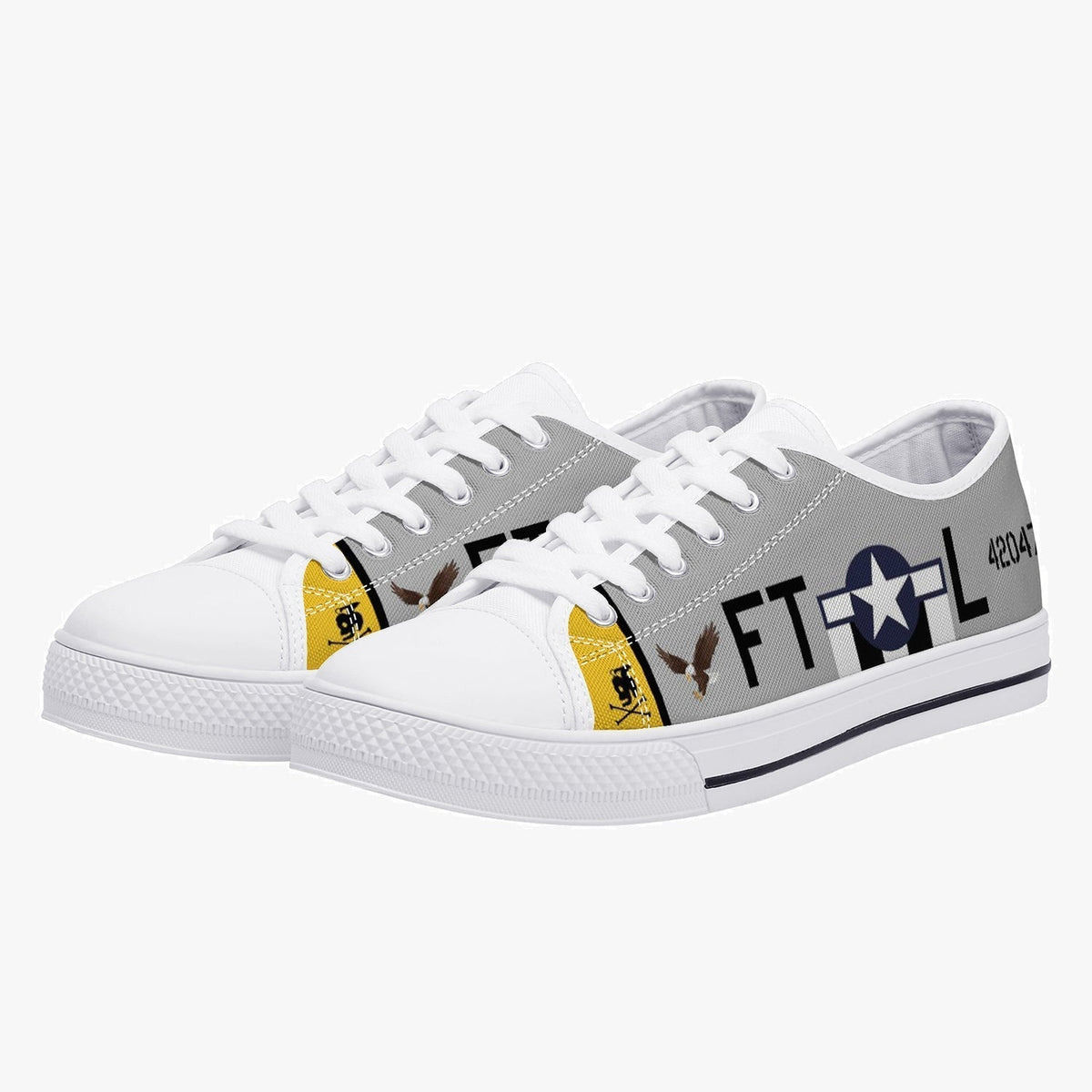 P-47 "FT-L" of Glenn Eagleston Low Top Canvas Shoes - I Love a Hangar