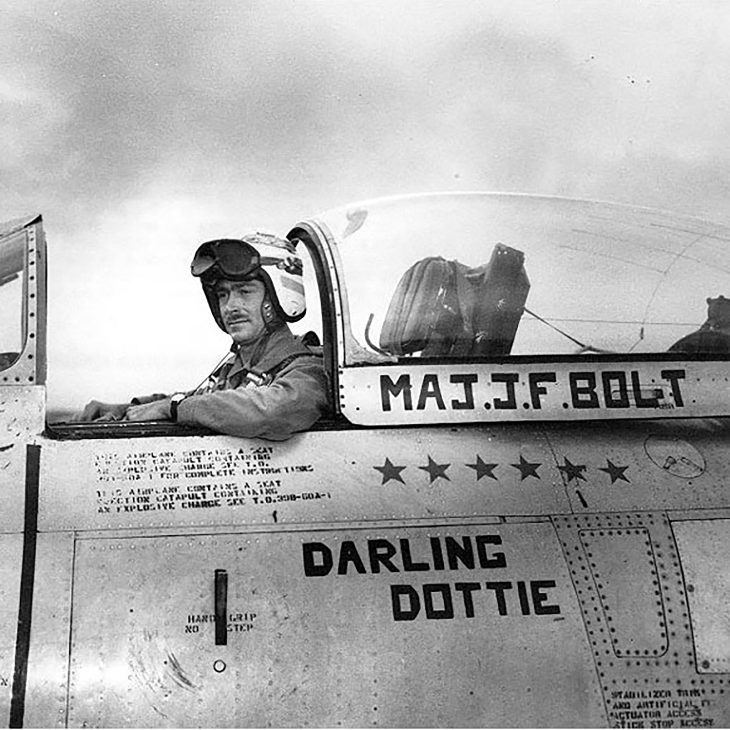 F-86 "Darling Dottie" Inspired 20oz (590ml) Stainless Steel Tumbler - I Love a Hangar